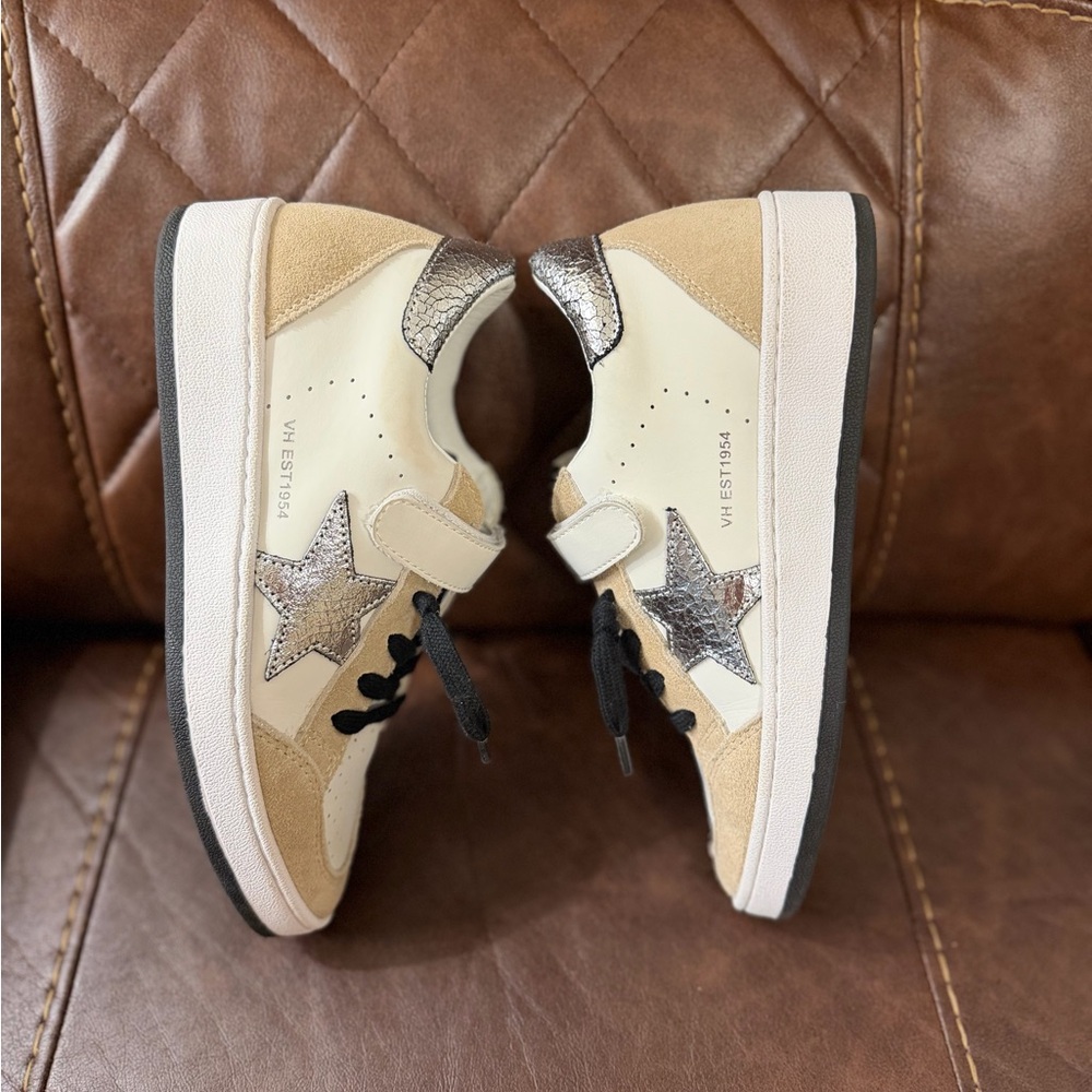 Vintage Havana Dakota Slip-On Athletic Sneakers